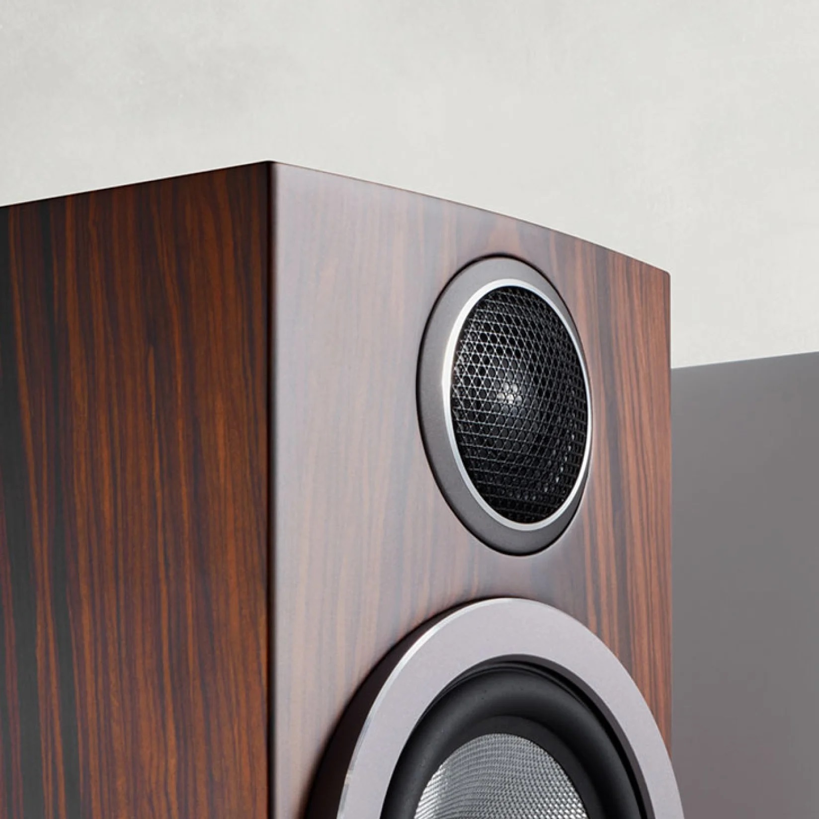 BOWERS & WILKINS 707 S3 : Détails