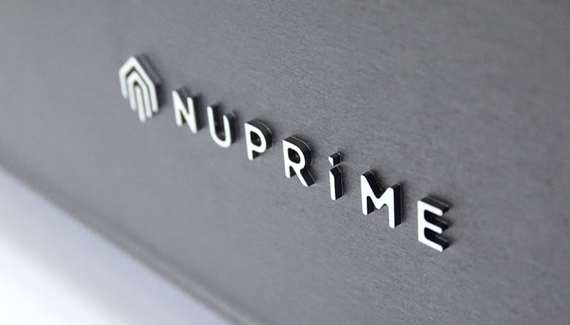 NUPRIME AMG STA Façade avant logo